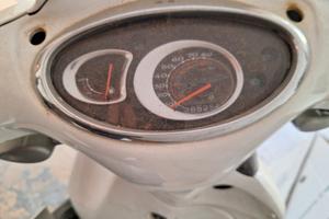 Aprilia Scarabeo 50 - 2018