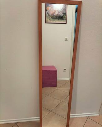 SPECCHIO CON CORNICE IN LEGNO
