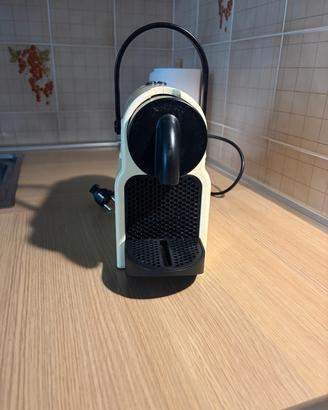 Macchina caffè capsule Nespresso