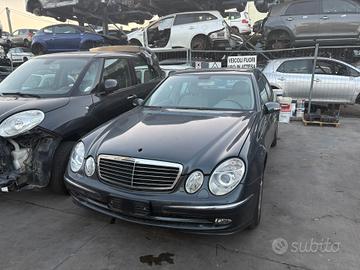 MERCEDES CLASSE E 3.2D - ANNO 2005 - PER RICAMBI