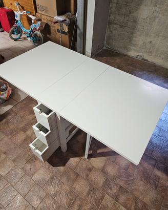 Tavolo IKEA Modulare