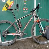 KTM ultra taglia L ruote 29