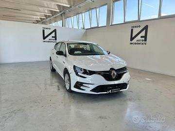 RENAULT Megane SPORTER BLUE DCI 115CV EDC EQUILI