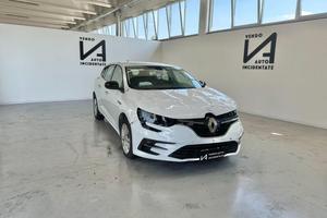 RENAULT Megane SPORTER BLUE DCI 115CV EDC EQUILI