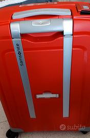 Trolley Samsonite S-Cure da cabina a metà prezzo 