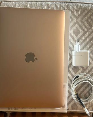 MacBook Air 13" 2019 Oro rosa 8/128 batteria nuova