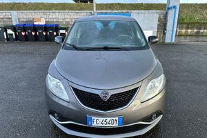 Lanci Ypsilon 1,2 2016 Platinum