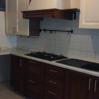 Cucina in legno massello 