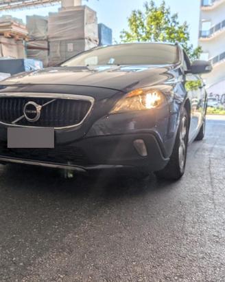 volvo V40 cross country 