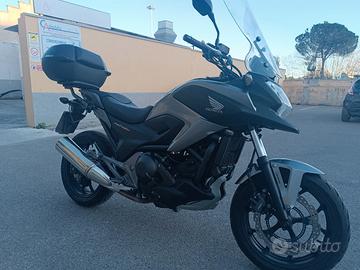 Honda NC750X DCT