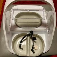 Ciotola intelligente con lettore dí microchip