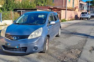 Nissan Note 1400 gpl 2010