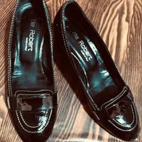 Scarpe donna Vintage “de Robert” di vernice nera.
