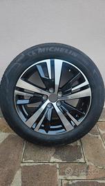 Cerchio in Lega peugeot 3008 con ruota