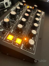 MOOG MINITAUR + DECKSAVER