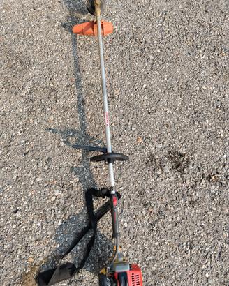 decespugliatore con asta Kawasaki 