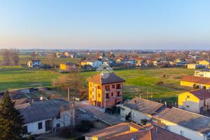 3 LOCALI A CASTELNOVO DI SOTTO