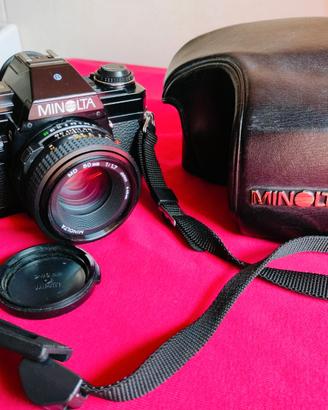 Fotocamera x rullino Minolta X-300 anni 90 vintage
