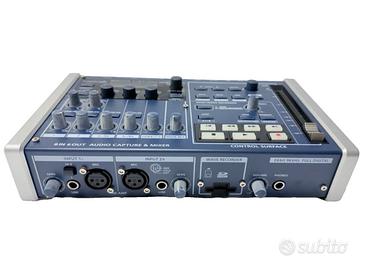 ROLAND VS100 Sonar V-Studio 100