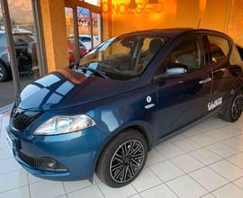 Lancia Ypsilon 1.0 5 porte