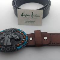 Cintura cucita a mano 