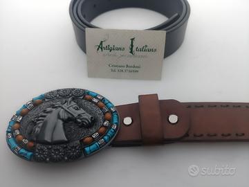 Cintura cucita a mano 