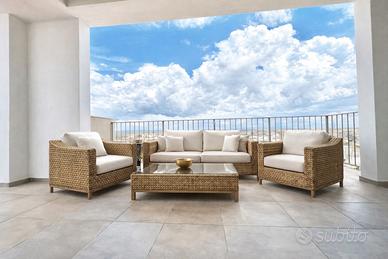 Attico con Terrazza - 2 Camere - vicino Is Arutas