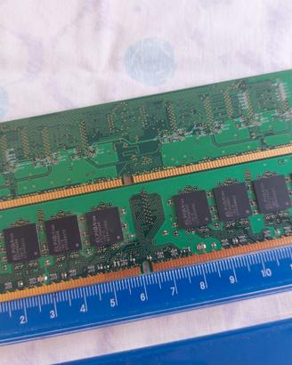 Ram 1 GB KVR667D2N5/1G e 1RX8PC2-5300U-555-12-ZZ
