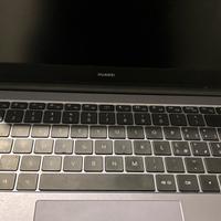 Huawei Matebook 14D - 8 GB RAM - SSD 512