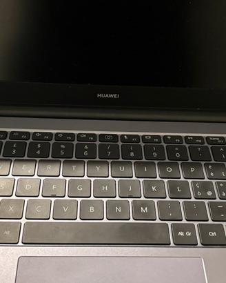 Huawei Matebook 14D - 8 GB RAM - SSD 512