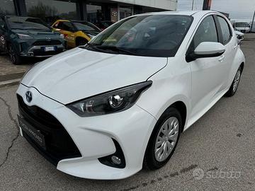 Toyota Yaris Hybrid Active MY22