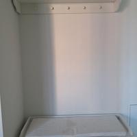 Mobile ingresso bianco e legno