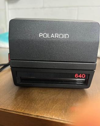Polaroid 640