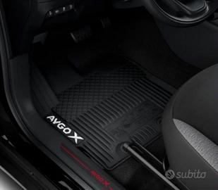 Kit 4 tappetini gomma TOYOTA AYGO X - ORIGINALI