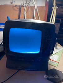 Tv vintage portatile anni '90