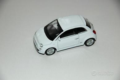 Modellino Nuova FIAT 500
