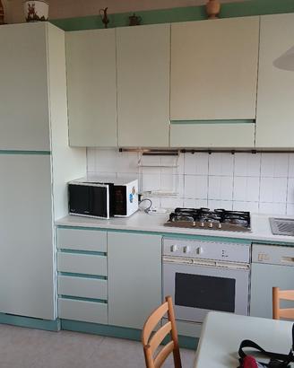 cucina attrezzata