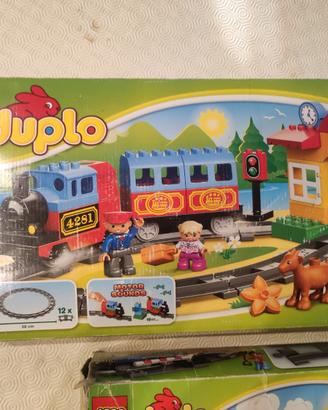 Lotto LEGO Duplo Treno Elettrico + 5 Set con Scato
