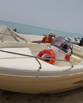 Barca Ranieri del 2010, motore Selva 40/60 c