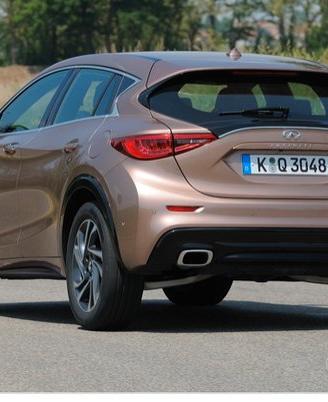 PORTA PORTELLONE INFINITi Q30