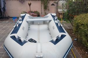 Gommone Honda T32