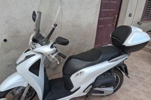 Ciclomotore Honda SH 125