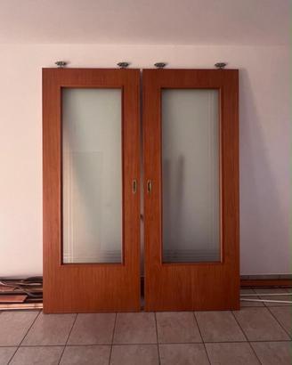 Porte scorrevoli legno/vetro