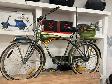 Schwinn Classic Deluxe 7 cruiser