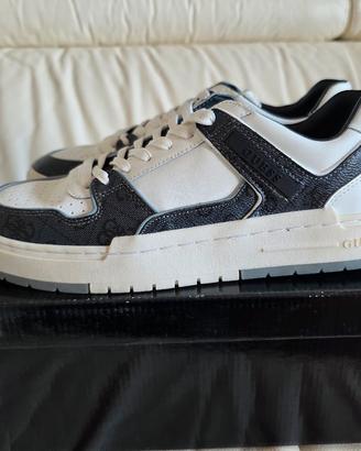sneackers guess taglia 41 
