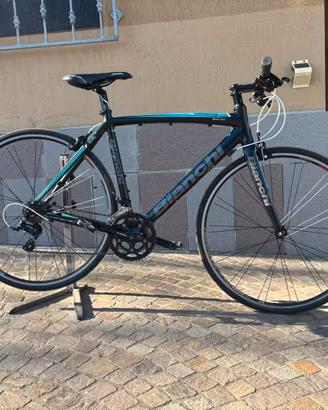 Bici da corsa ibrida Bianchi