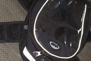 BORSA MOTO SERBATOIO GIVI MAGNETICA ANTIPIOGGIA