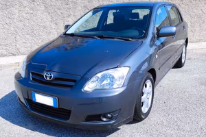 TOYOTA COROLLA 1.4 BENZINA 92CV UNICO PROPRIETARIO