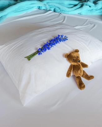 Cuscino per bambini in fibra e fodera in cotone