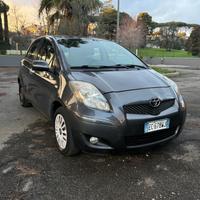 Toyota Yaris 1.0 5 porte GPL